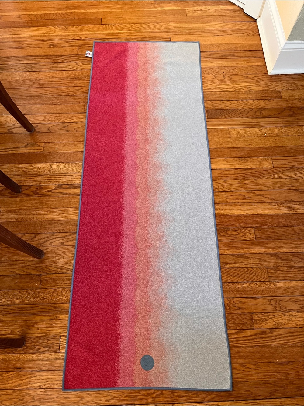 Manduka Yogitoes Skidless Yoga Mat Towel Womens Multicolor Non-Slip Microfiber